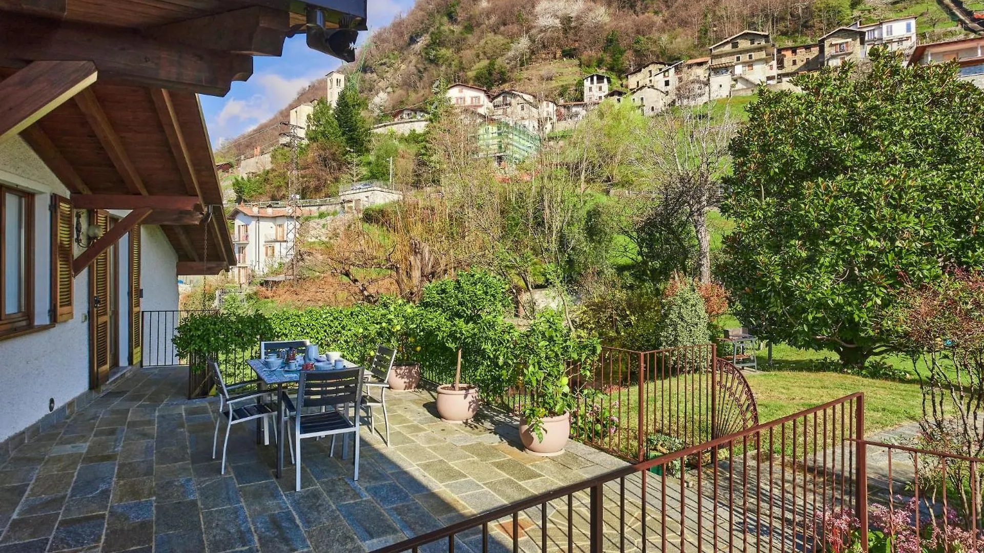 Apartment Bellavista - Grv240 By Interhome Gravedona Italië